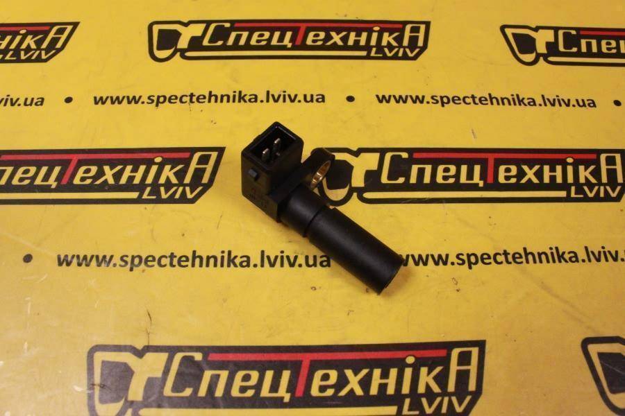 Датчик положения коленвала ДПКВ Deutz 912 914 1011 1013 1015 2012 2013 (01182850)