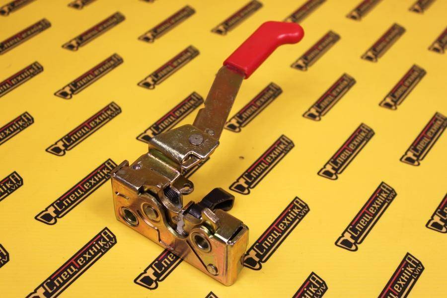 Ручка (замок) дверей внутрішній правий JCB 3CX 4CX (826/11106)