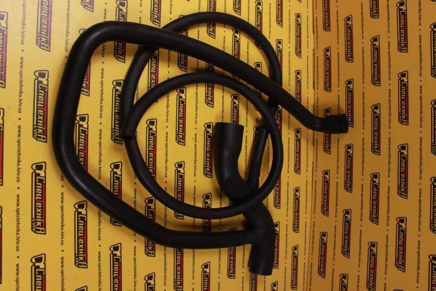 Патрубок радіатора нижній JCB (834/11120)