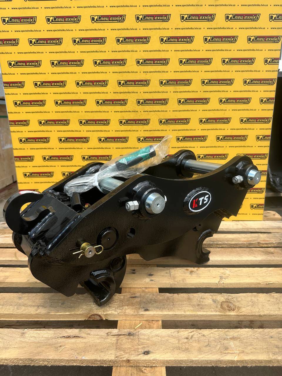 Механический быстросъем JCB 3CX 4CX (980/88833) - KTS