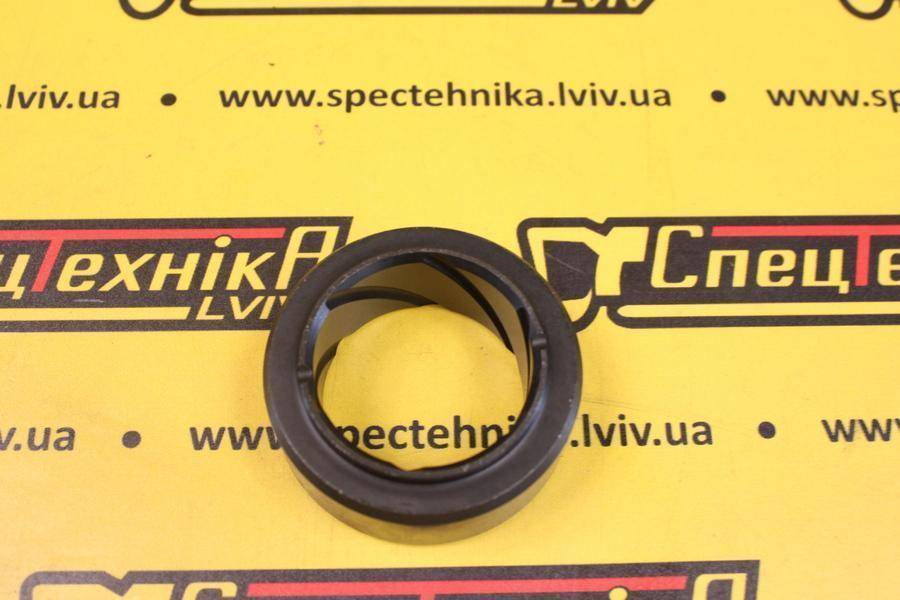 Втулка поворотного кулака (шкворня) верх 35*52*20 (143563) (131265+123641) - Carraro