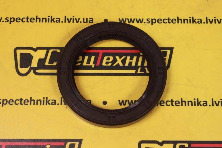 Сальник колінвала Kubota V3300 V3307 V3800 передній (1C020-04140)