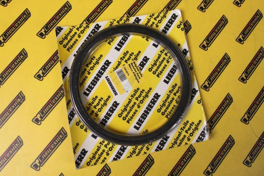 Сальник ступиці Liebherr (167.8*198*13/14,5) (7624074)