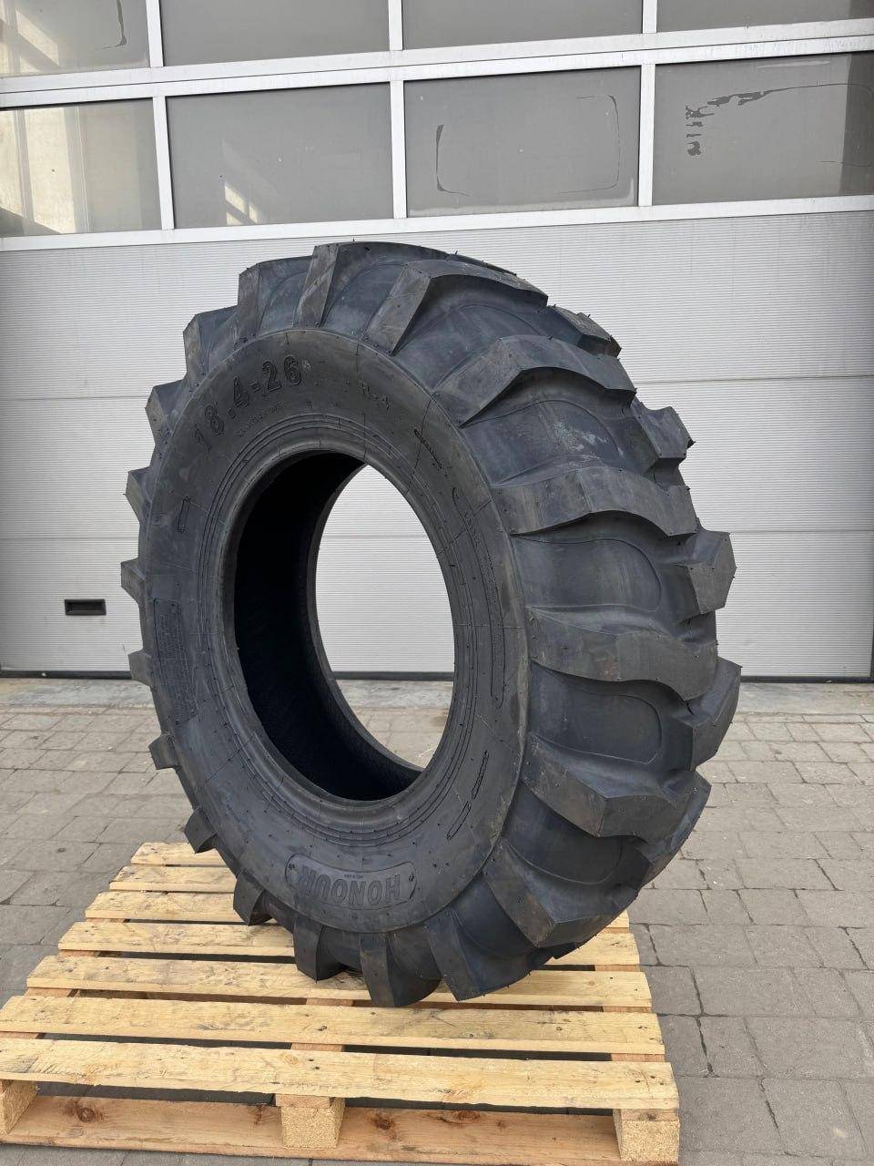 Шина 18,4-26 12PR для спецтехники