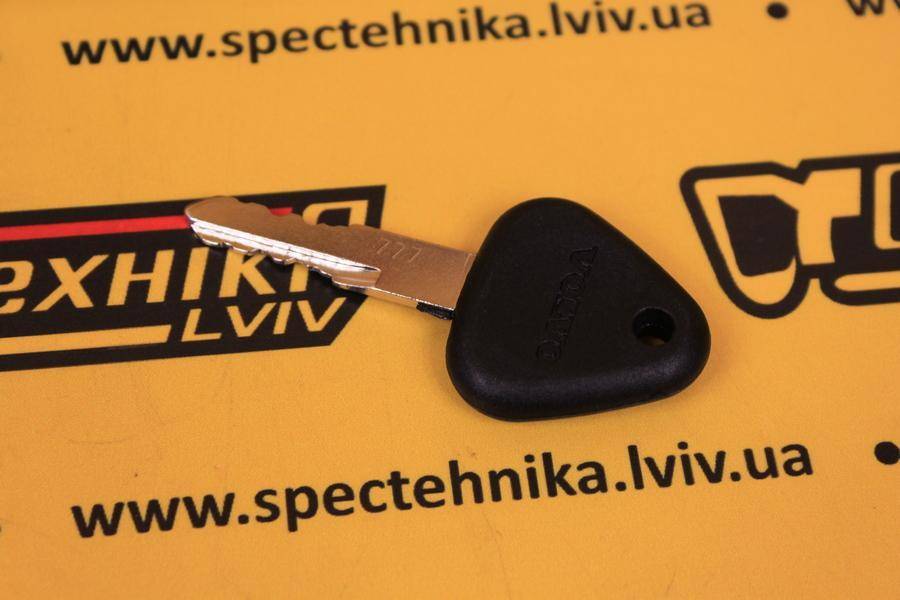 3677 Ключик Вольво тип 777 (03677) (000003677)