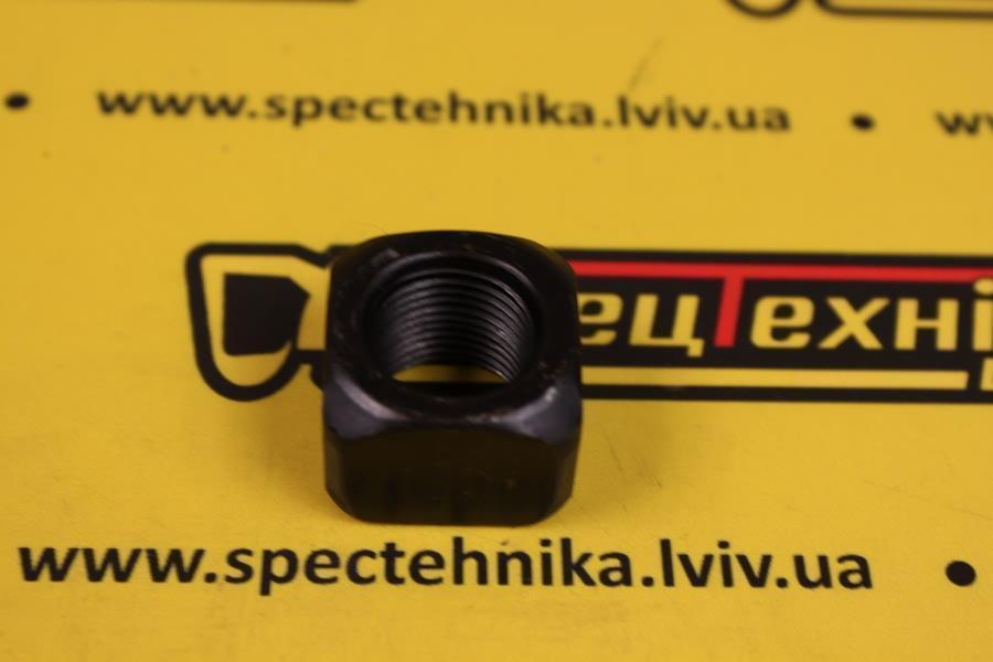 Гайка гусеницы М18*1,5 квадратная (FT982)