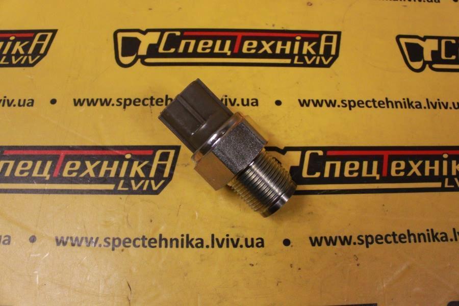 Датчик давления топлива JCB JS (8981197900)
