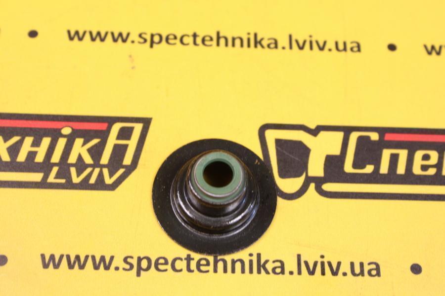 Сальник штока клапана Perkins (2418M519 02/203213)